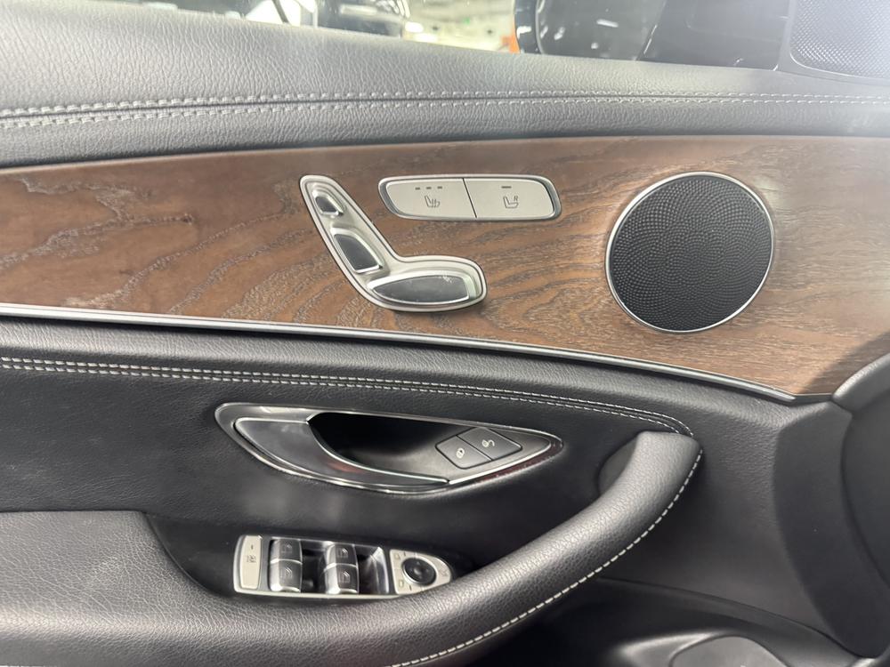 Mercedes-Benz Mercedes-Benz E-Class