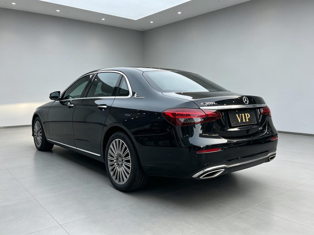 Mercedes-Benz Mercedes-Benz E-Class