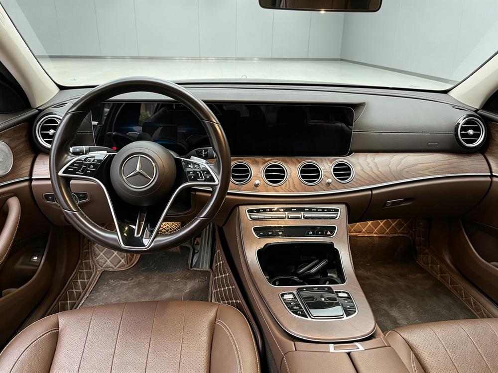 Mercedes-Benz Mercedes-Benz E-Class