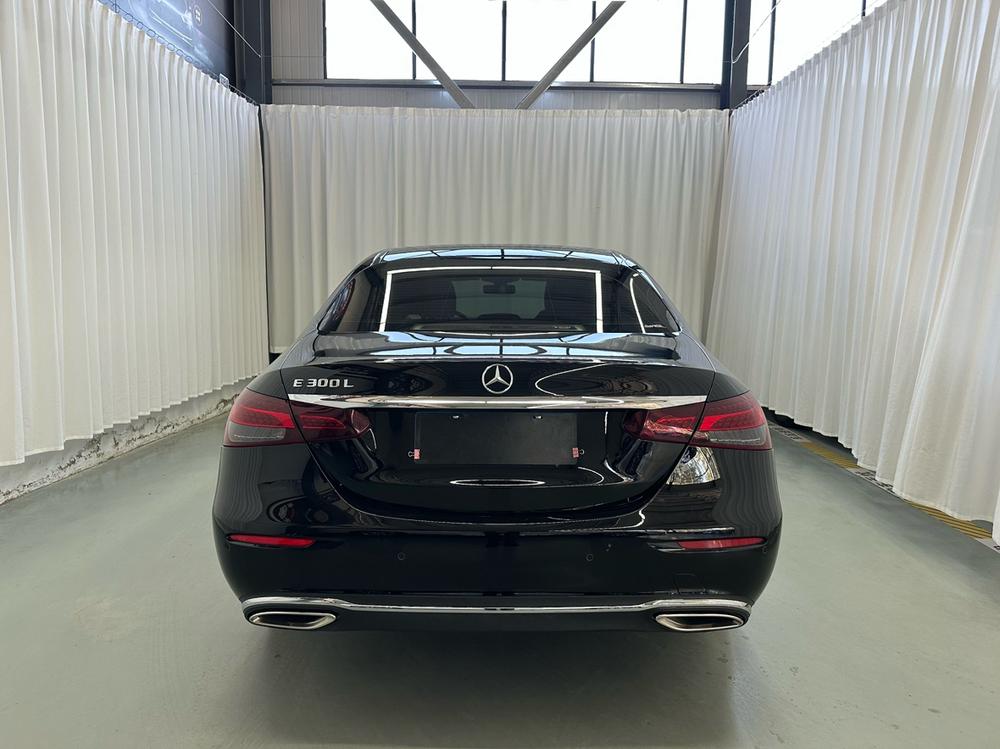 Mercedes-Benz Mercedes-Benz E-Class