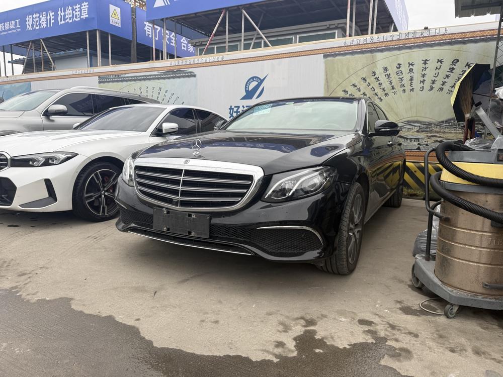 Mercedes-Benz Mercedes-Benz E-Class