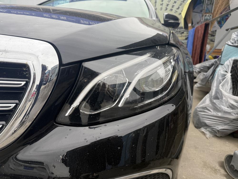 Mercedes-Benz Mercedes-Benz E-Class