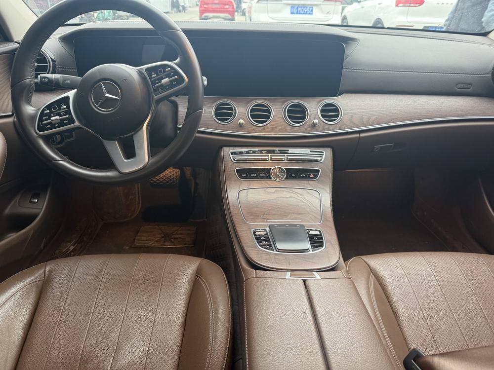 Mercedes-Benz Mercedes-Benz E-Class