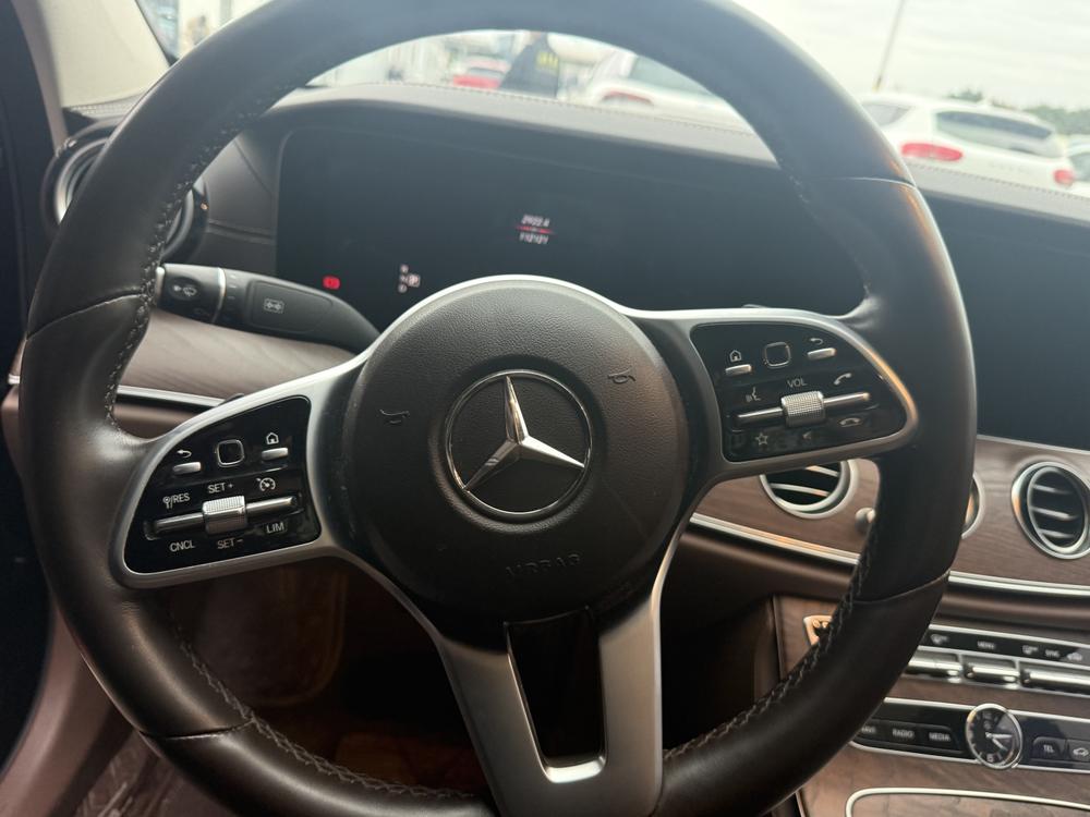 Mercedes-Benz Mercedes-Benz E-Class