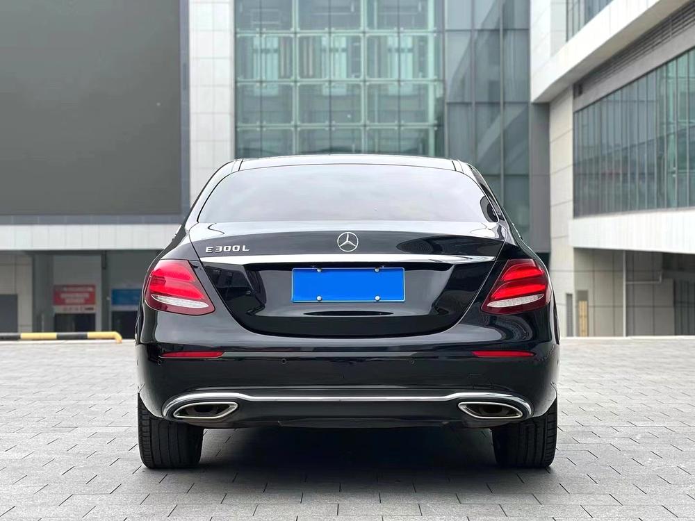 Mercedes-Benz Mercedes-Benz E-Class