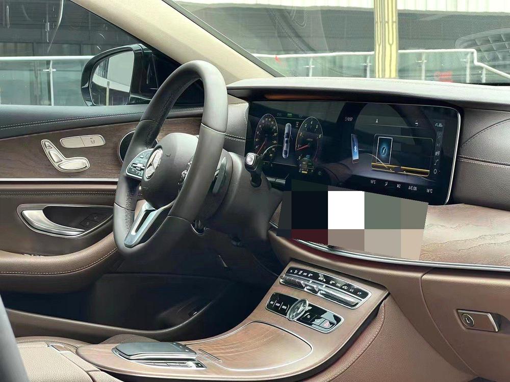 Mercedes-Benz Mercedes-Benz E-Class