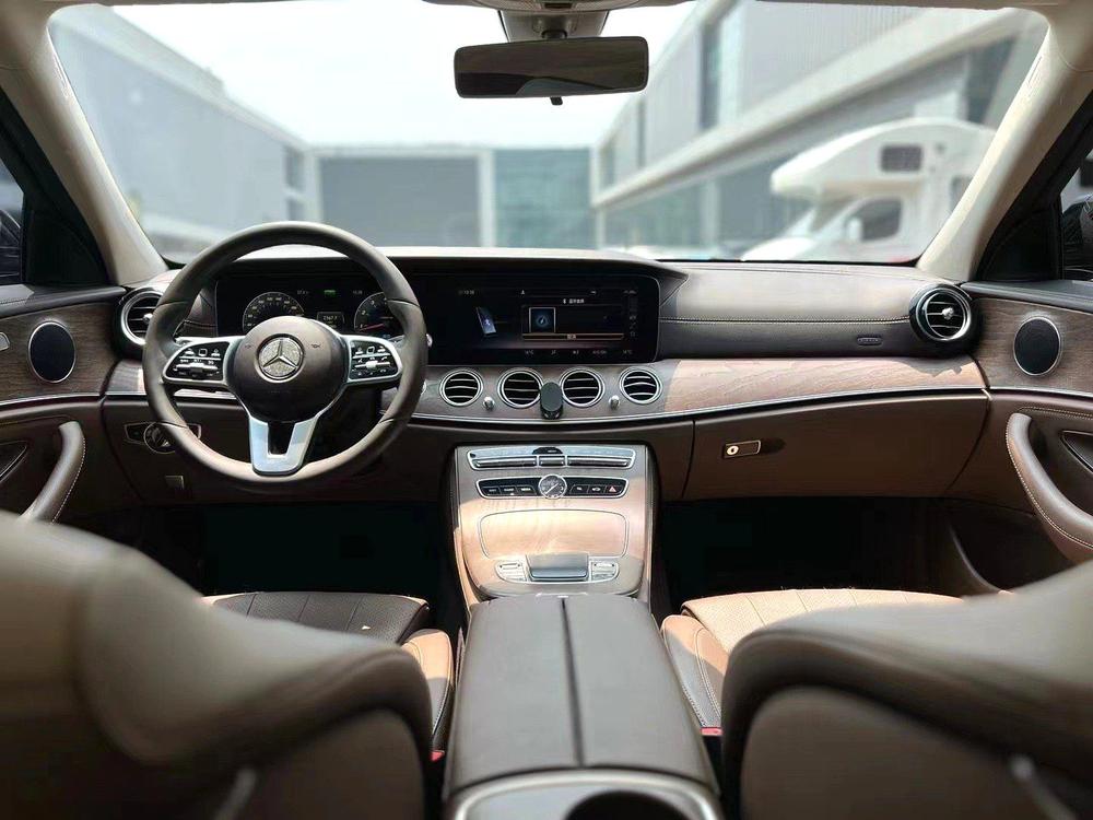 Mercedes-Benz Mercedes-Benz E-Class