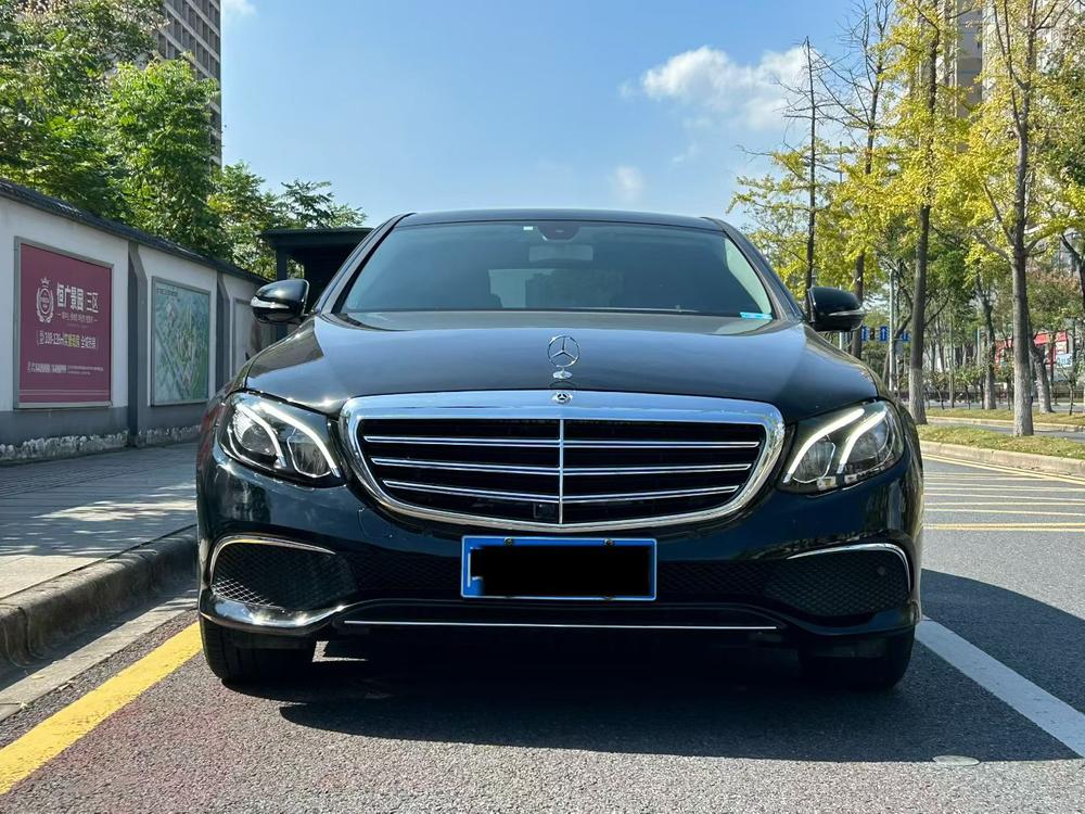 Mercedes-Benz Mercedes-Benz E-Class