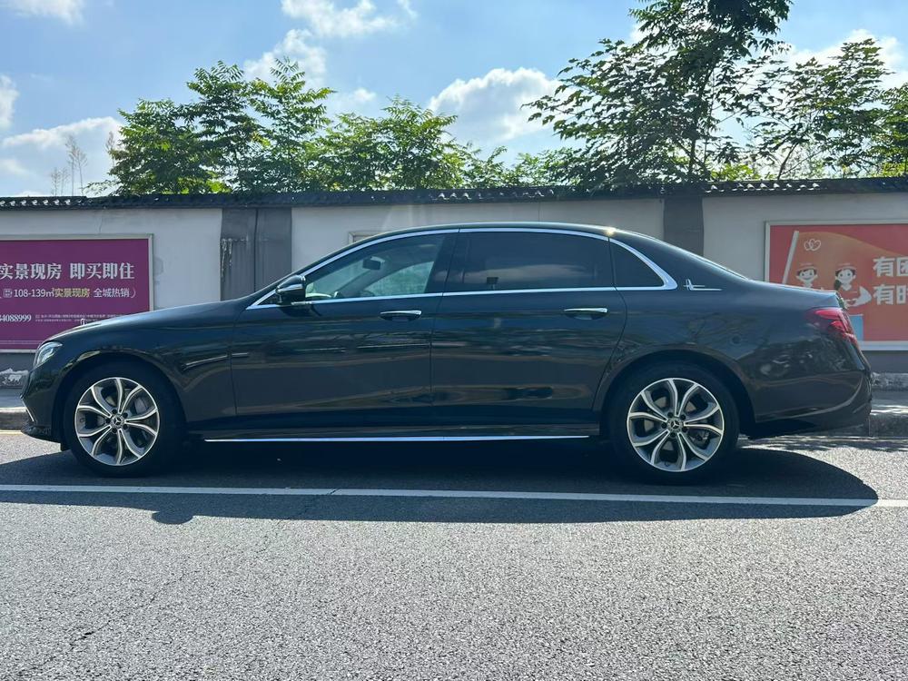 Mercedes-Benz Mercedes-Benz E-Class