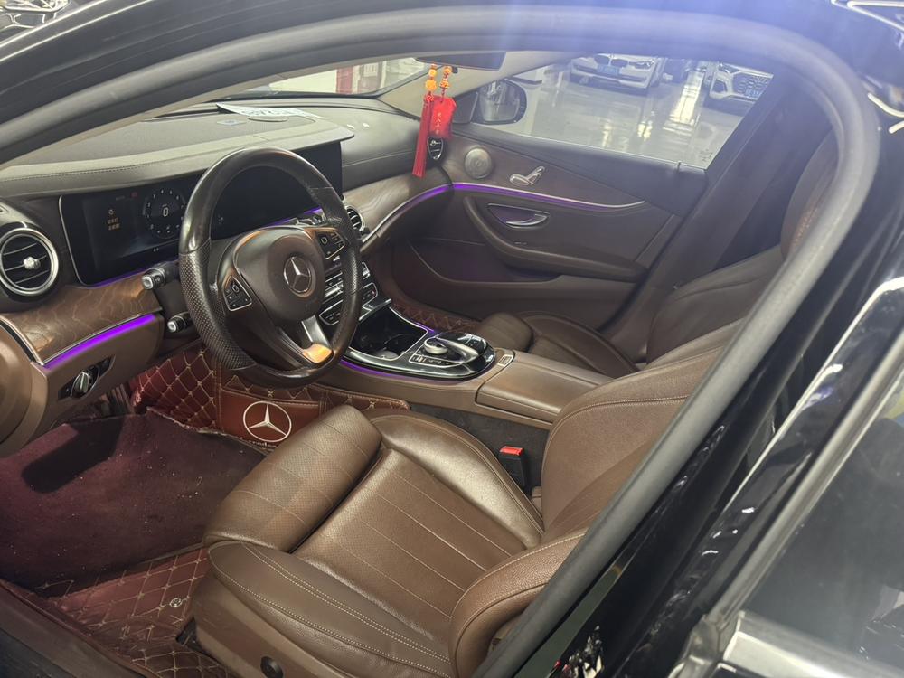Mercedes-Benz Mercedes-Benz E-Class