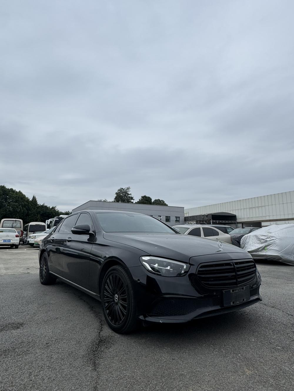 Mercedes-Benz Mercedes-Benz E-Class