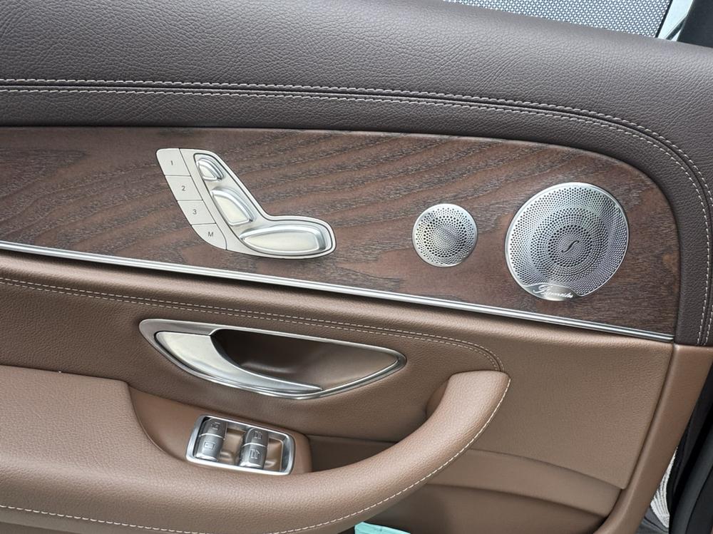 Mercedes-Benz Mercedes-Benz E-Class