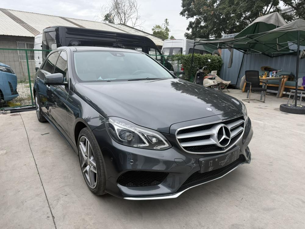 Mercedes-Benz Mercedes-Benz E-Class