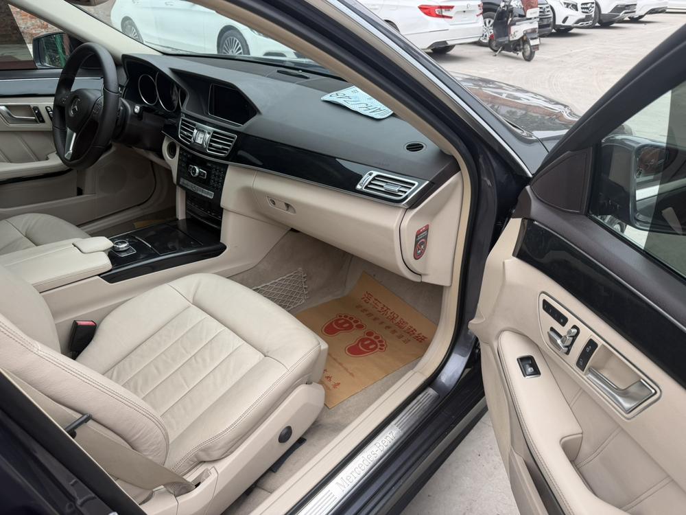 Mercedes-Benz Mercedes-Benz E-Class