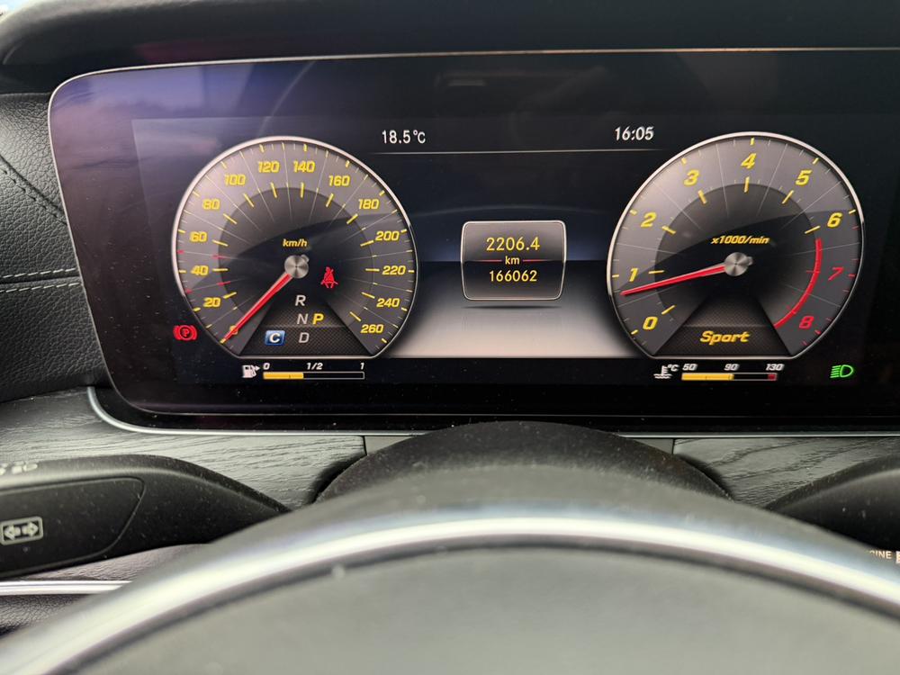 Mercedes-Benz Mercedes-Benz E-Class