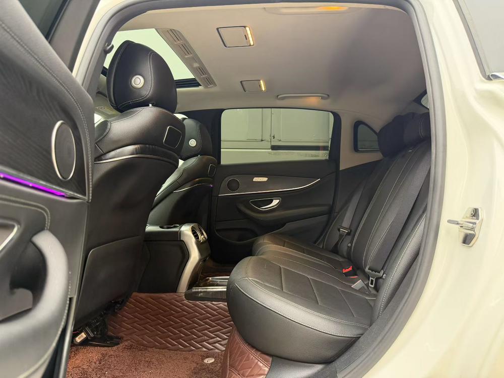Mercedes-Benz Mercedes-Benz E-Class