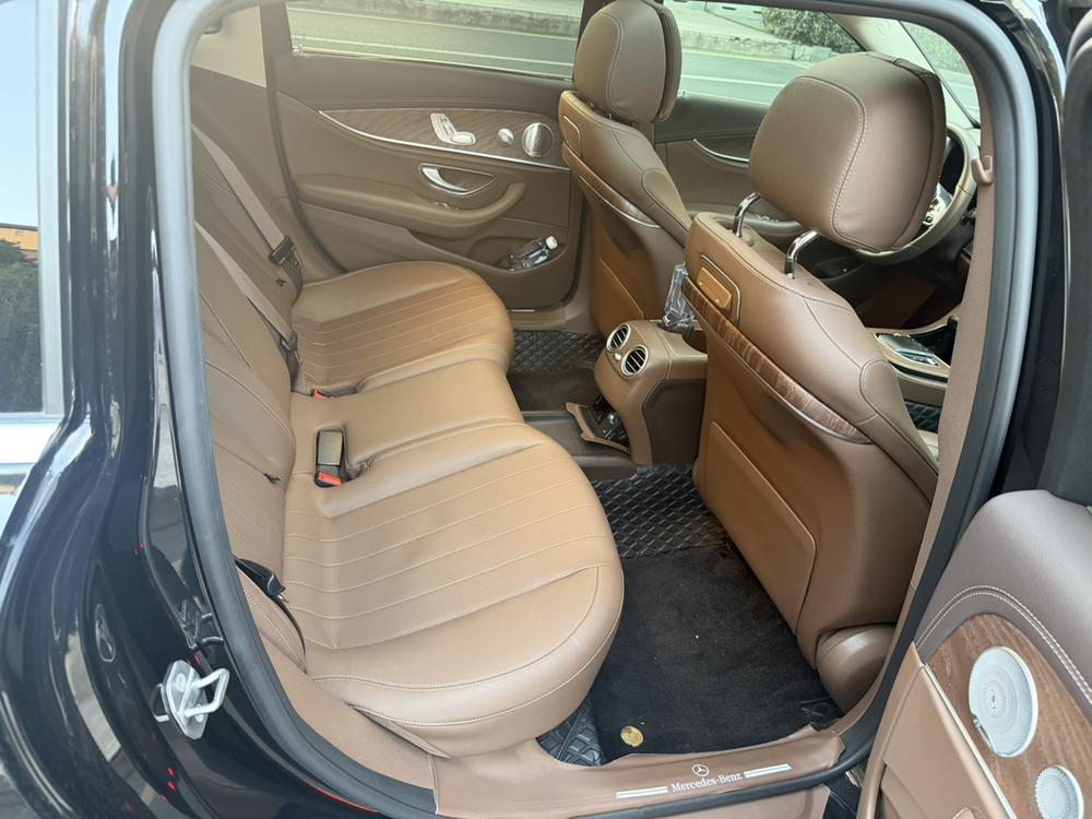 Mercedes-Benz Mercedes-Benz E-Class