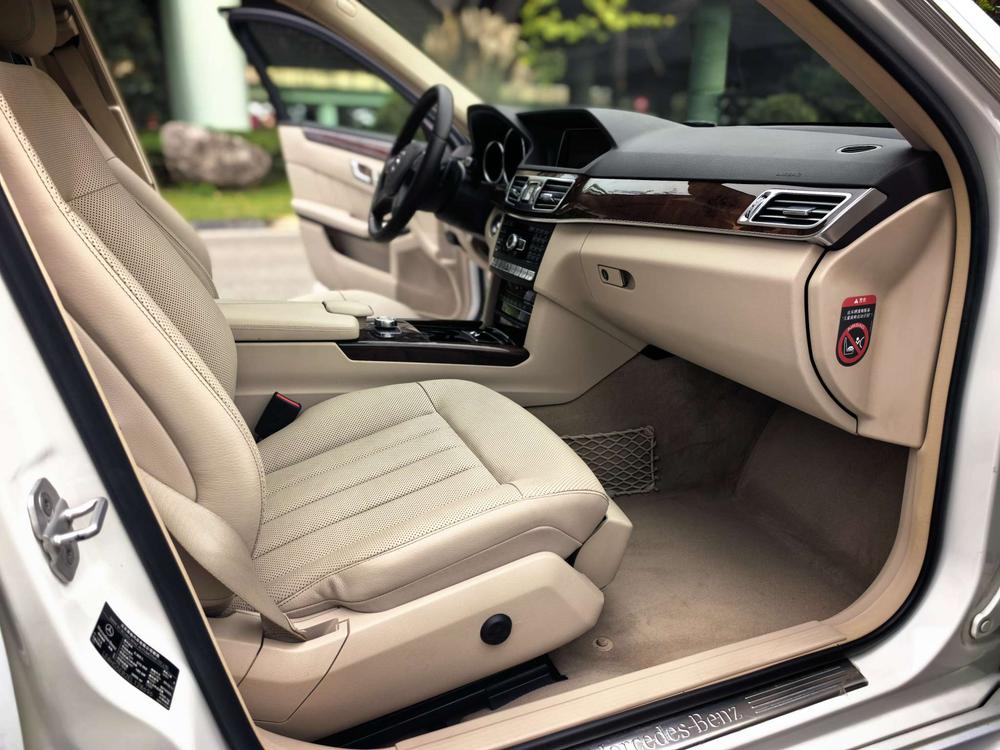 Mercedes-Benz Mercedes-Benz E-Class