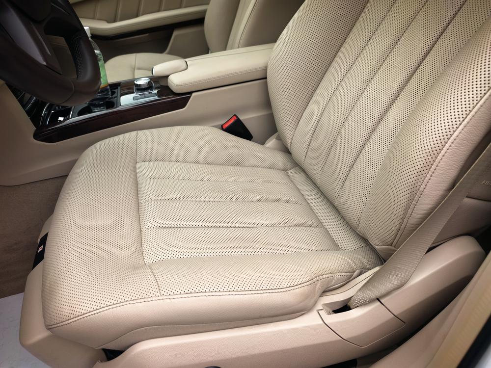 Mercedes-Benz Mercedes-Benz E-Class