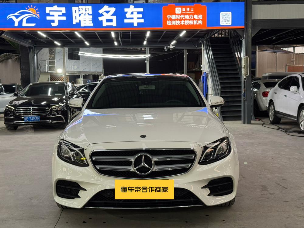 Mercedes-Benz Mercedes-Benz E-Class