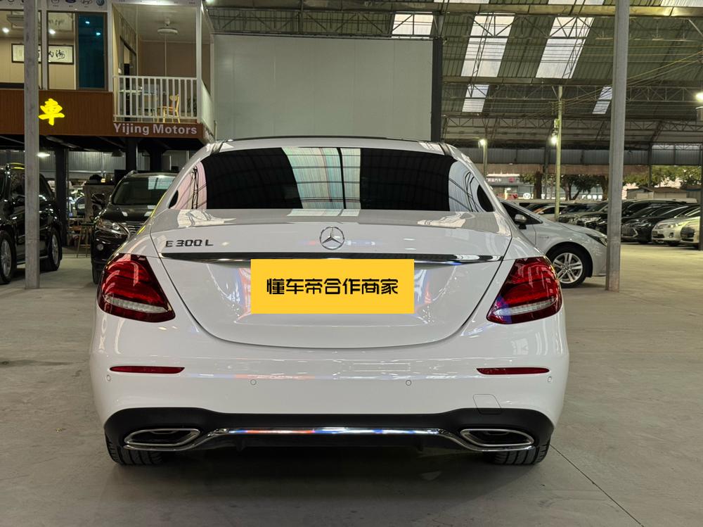 Mercedes-Benz Mercedes-Benz E-Class
