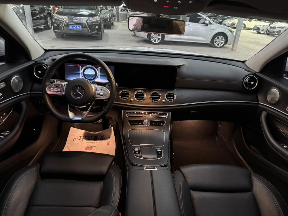 Mercedes-Benz Mercedes-Benz E-Class