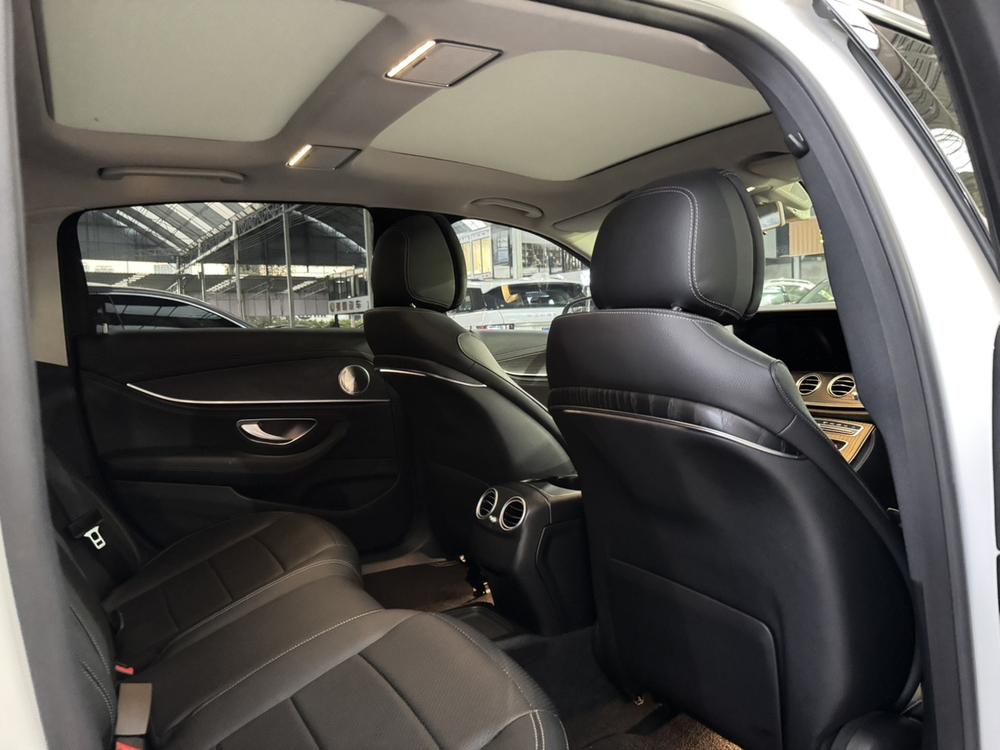 Mercedes-Benz Mercedes-Benz E-Class