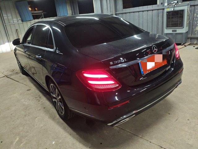 Mercedes-Benz Mercedes-Benz E-Class