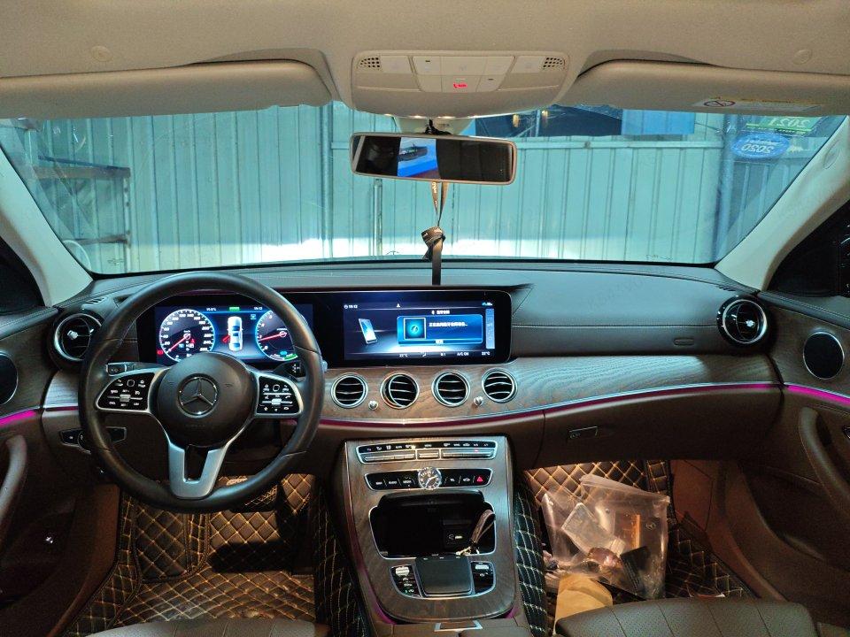 Mercedes-Benz Mercedes-Benz E-Class