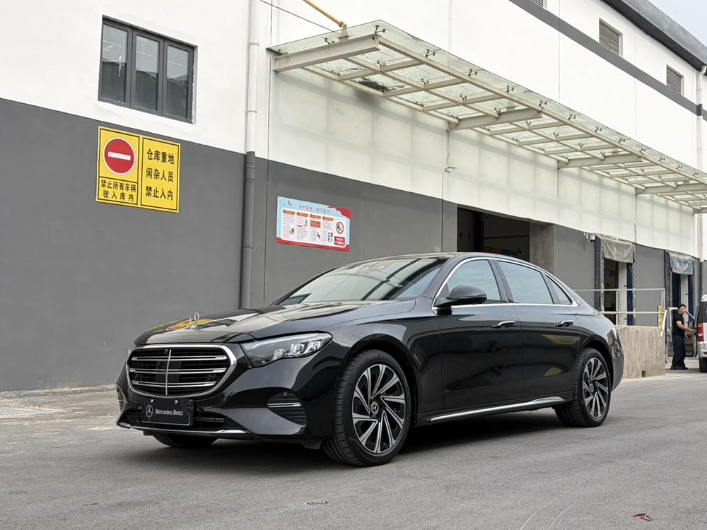 Mercedes-Benz Mercedes-Benz E-Class
