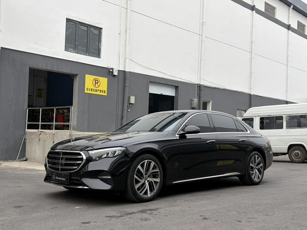Mercedes-Benz Mercedes-Benz E-Class
