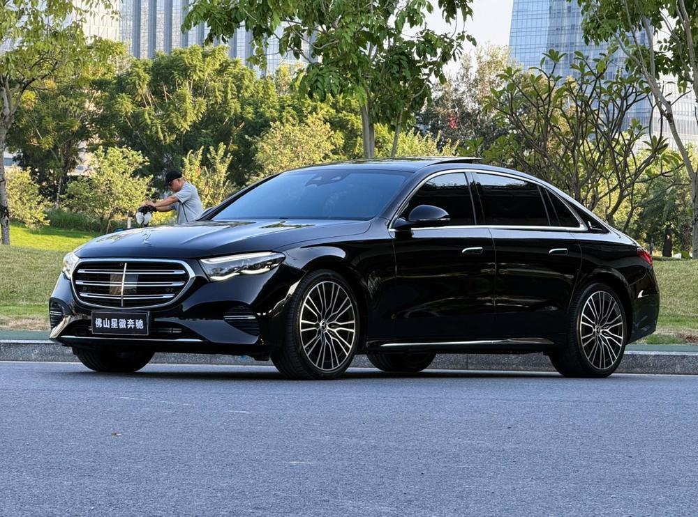 Mercedes-Benz Mercedes-Benz E-Class
