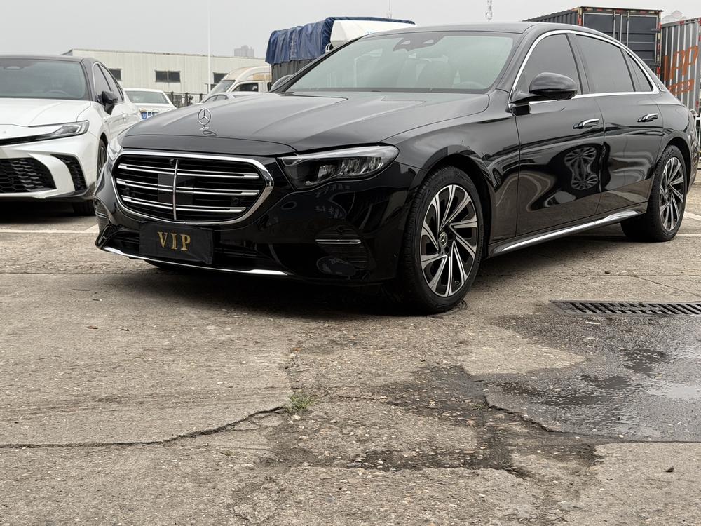 Mercedes-Benz Mercedes-Benz E-Class