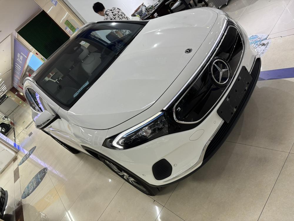 Mercedes-Benz Mercedes-Benz EQA