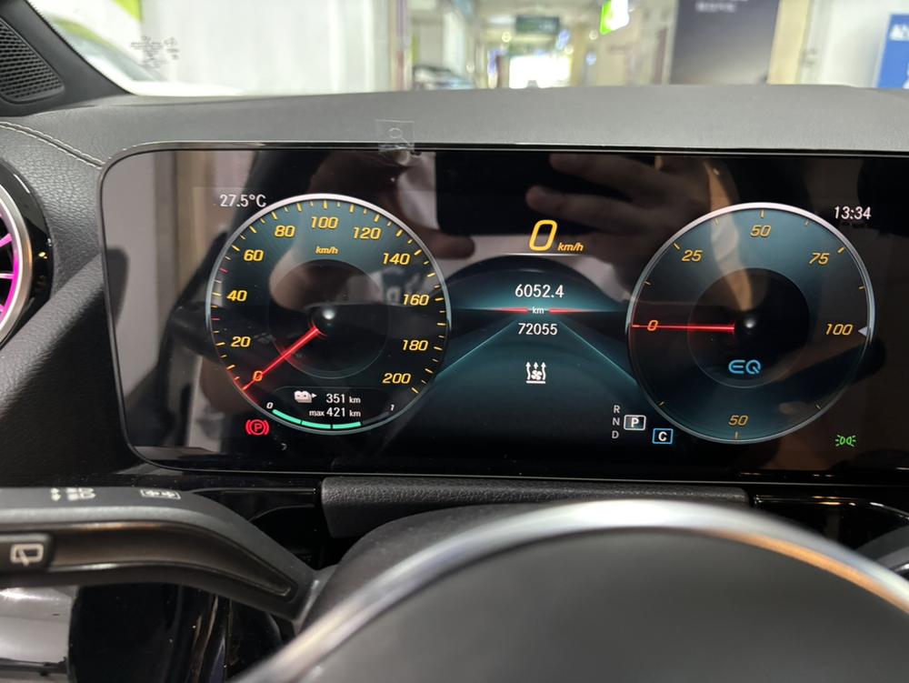 Mercedes-Benz Mercedes-Benz EQA