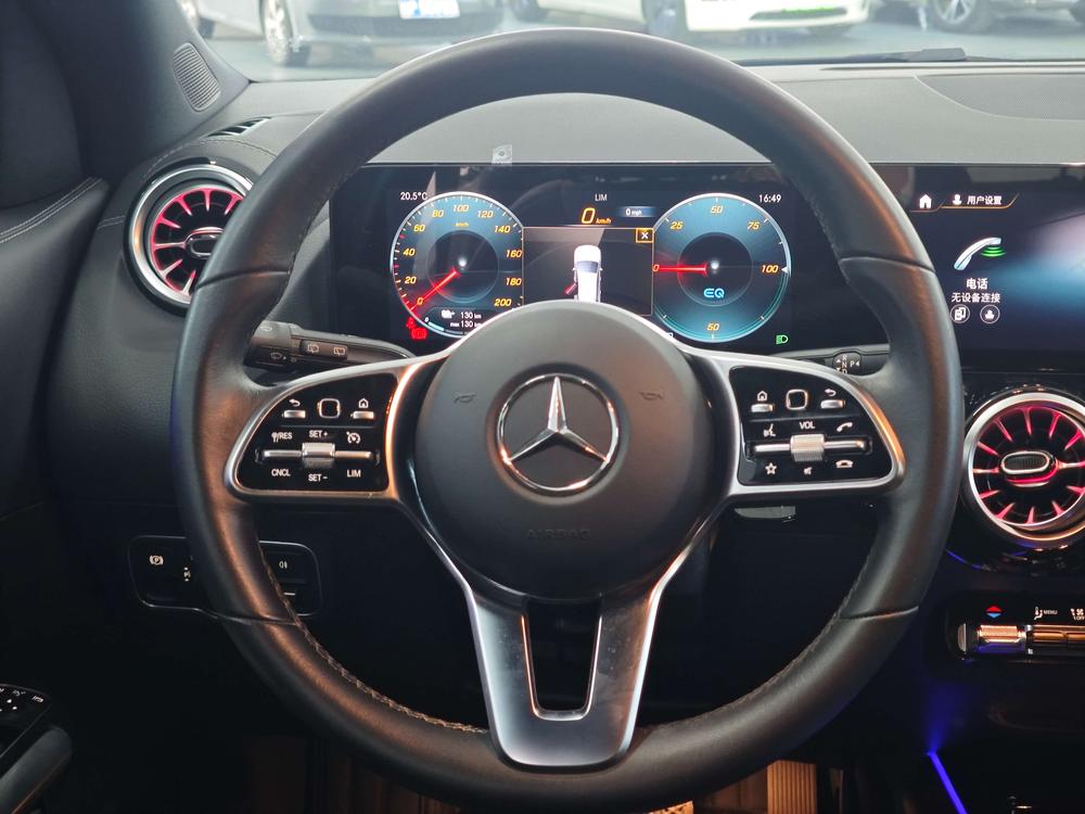 Mercedes-Benz Mercedes-Benz EQA