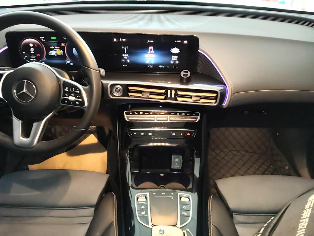 Mercedes-Benz Mercedes-Benz EQC