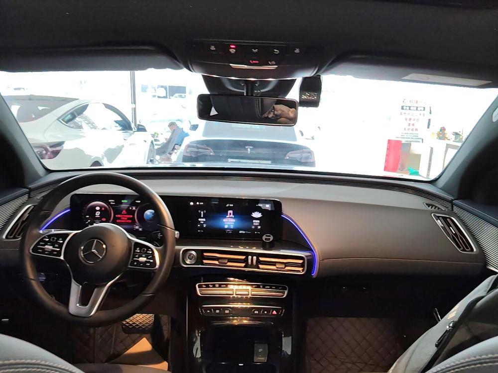 Mercedes-Benz Mercedes-Benz EQC