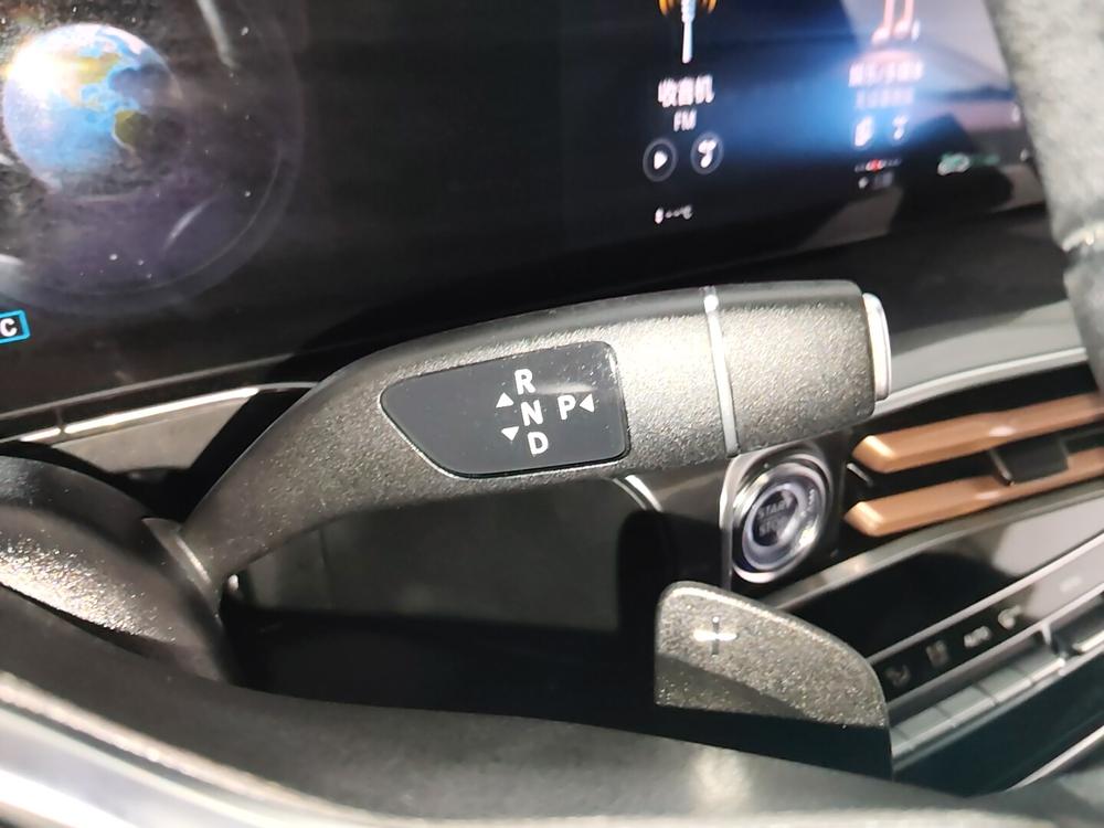 Mercedes-Benz Mercedes-Benz EQC