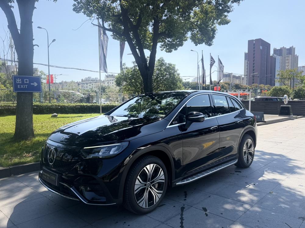 Mercedes-Benz Mercedes-Benz EQE SUV