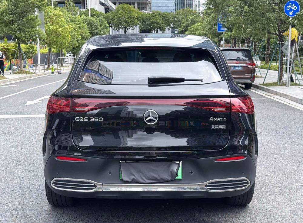 Mercedes-Benz Mercedes-Benz EQE SUV
