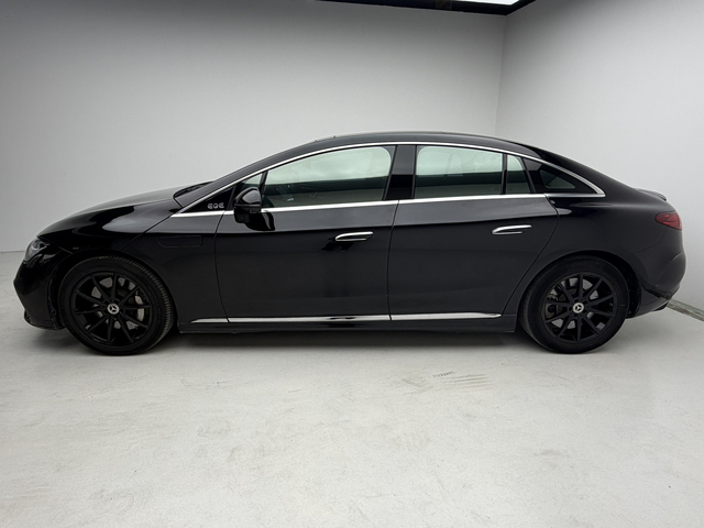 Mercedes-Benz Mercedes-Benz EQE