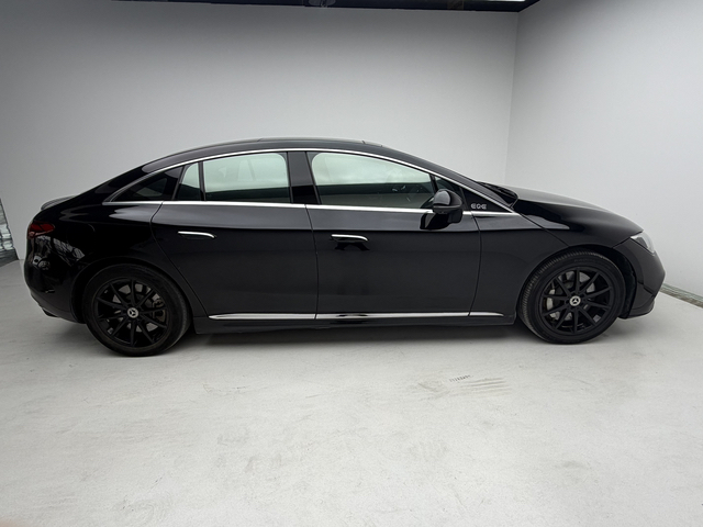 Mercedes-Benz Mercedes-Benz EQE