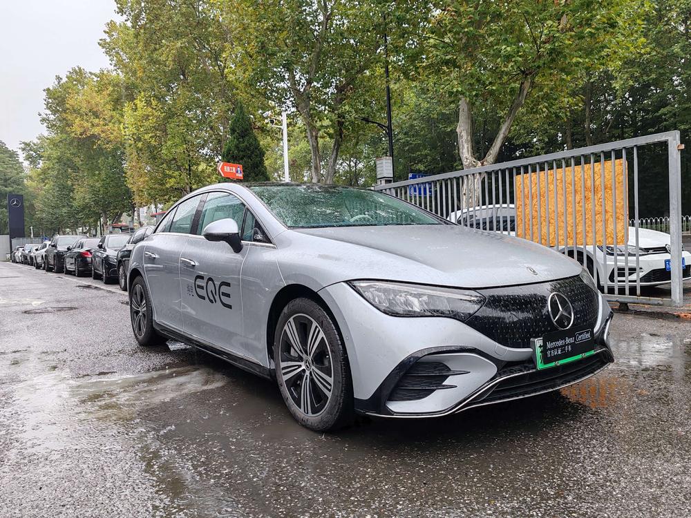 Mercedes-Benz Mercedes-Benz EQE
