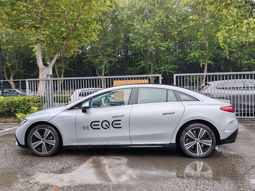 Mercedes-Benz Mercedes-Benz EQE