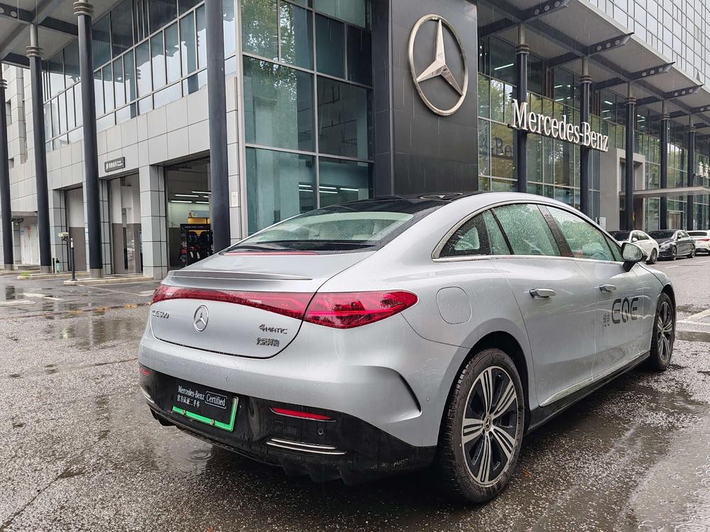 Mercedes-Benz Mercedes-Benz EQE