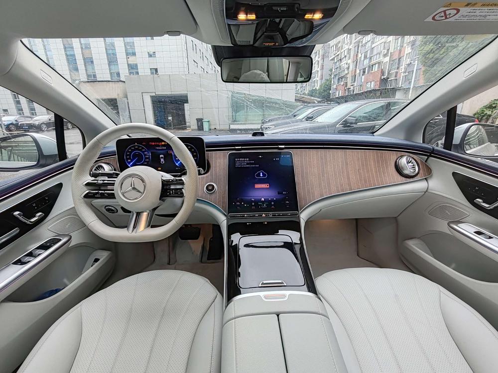 Mercedes-Benz Mercedes-Benz EQE