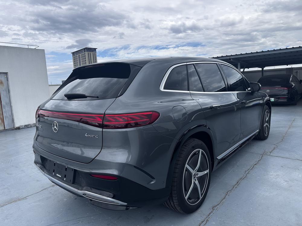 Mercedes-Benz Mercedes-Benz EQS SUV