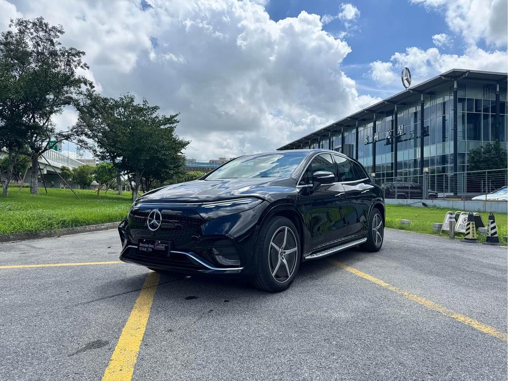 Mercedes-Benz Mercedes-Benz EQS SUV