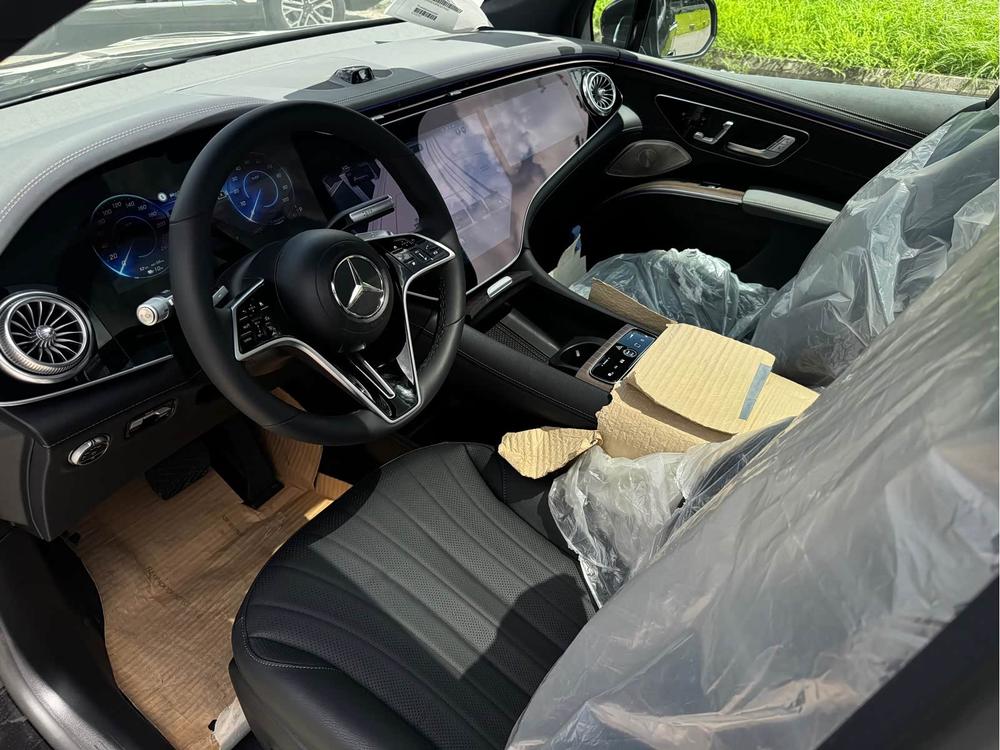 Mercedes-Benz Mercedes-Benz EQS SUV
